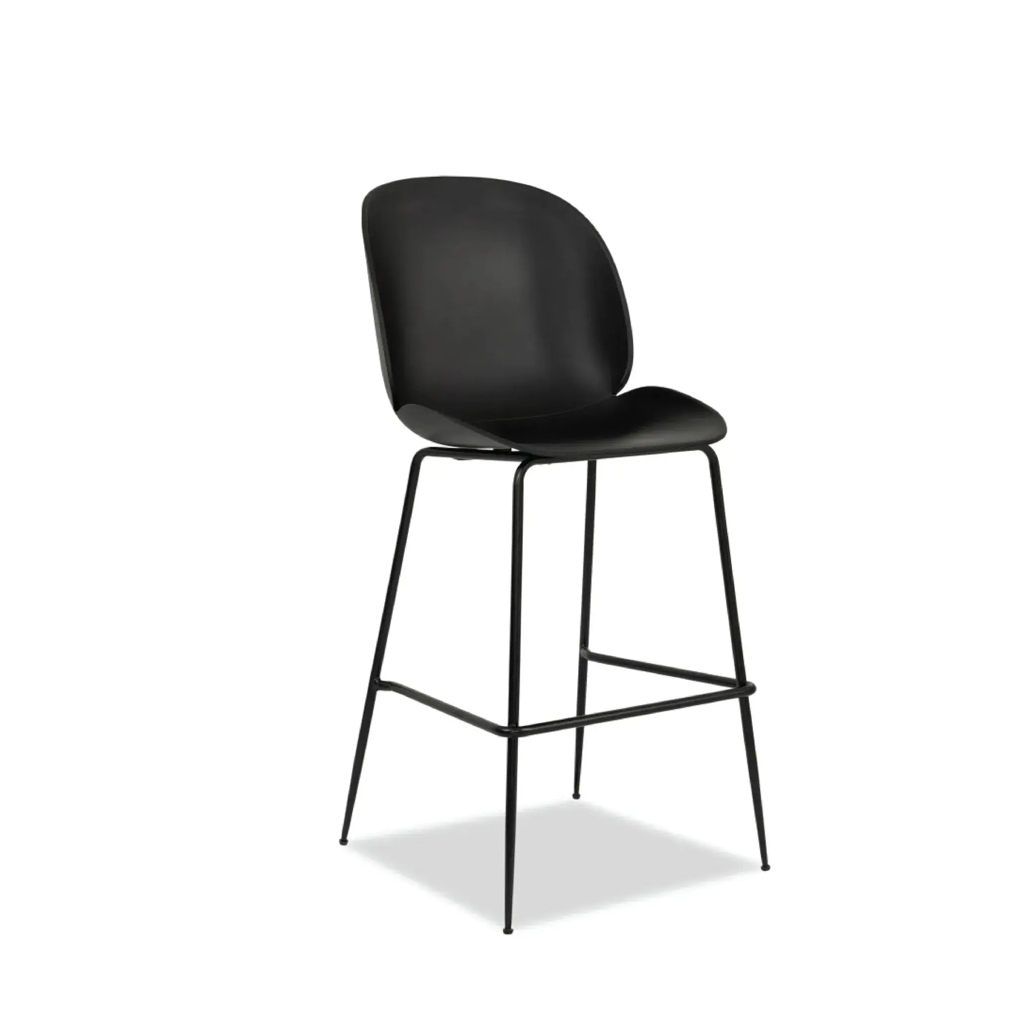 82494384_2048x