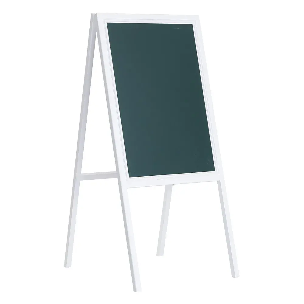 R2-05-03-Wooden-Menu-Board-02