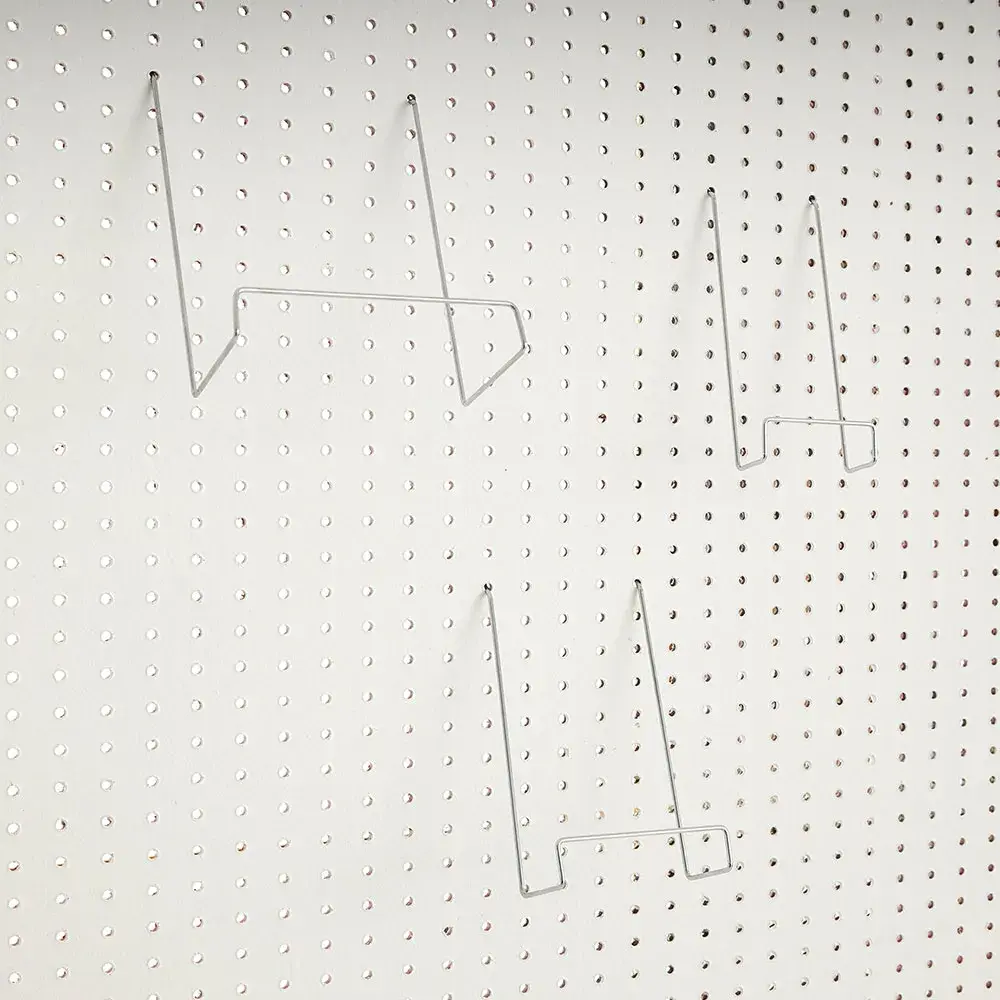 R3-01-09-Peg-Board-03