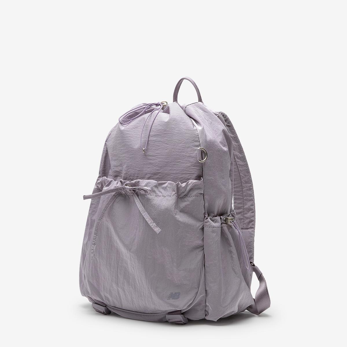 【New Balance】 Glossy ribbon String Backpack ☆大人気☆ New Balance Glossy Ribbon String Backpack – 36.celcius