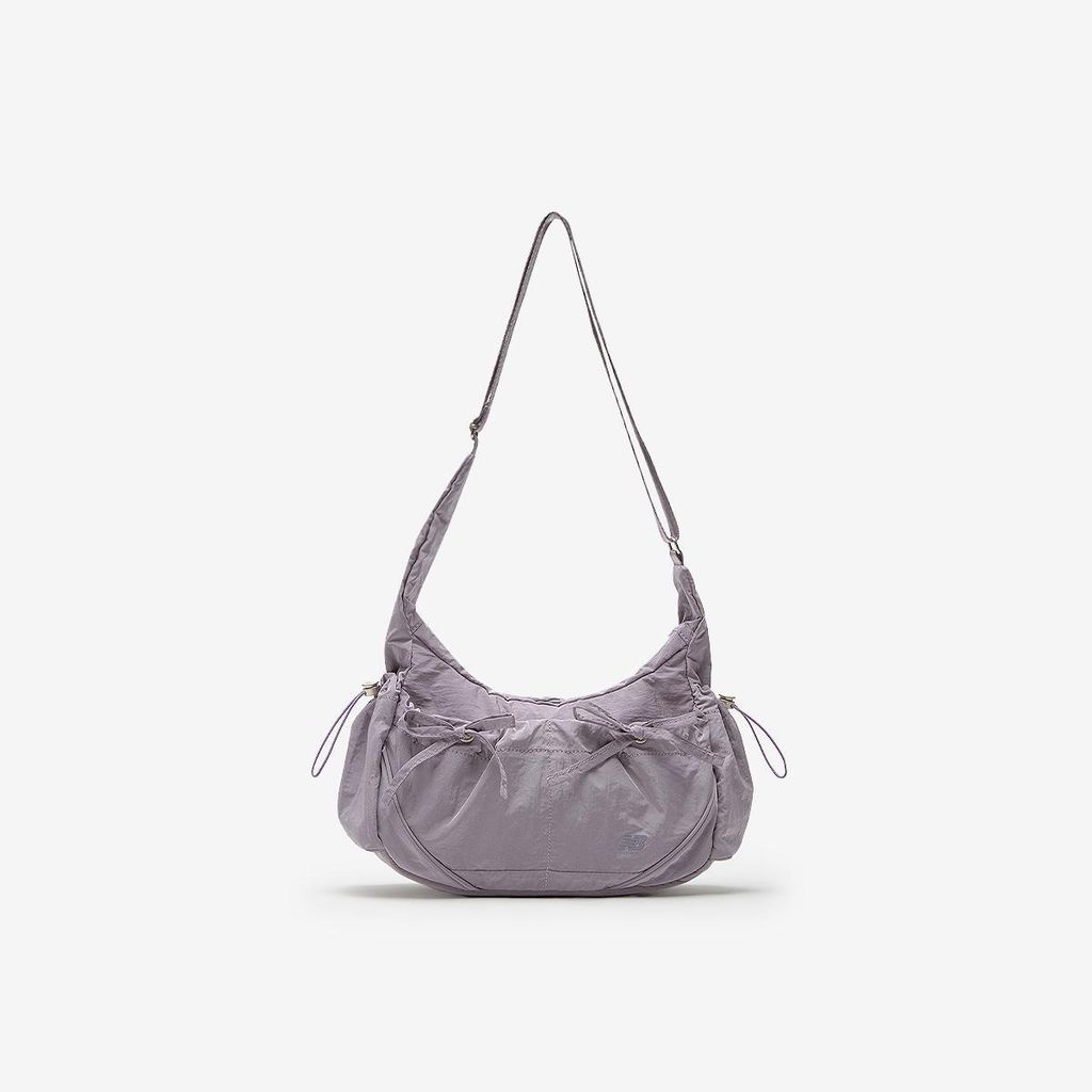 【New Balance】 Glossy Ribbon Hobo Bag / 追跡付 New Balance Glossy Ribbon Hobo Bag – 36.celcius