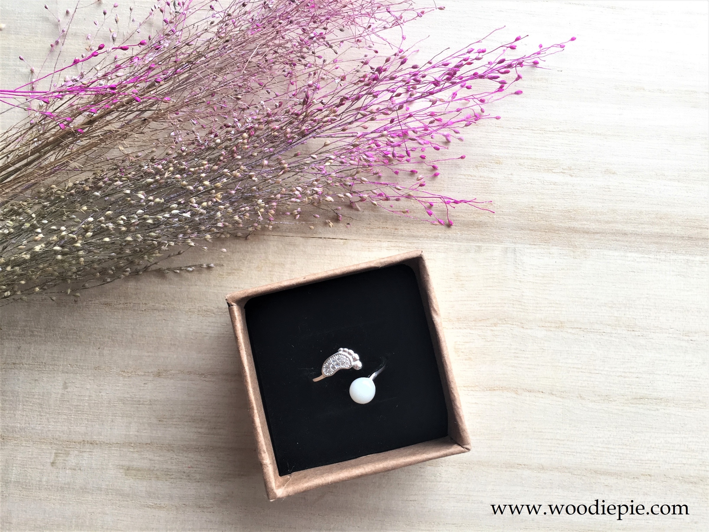 BabyFoot Ring_1.JPG