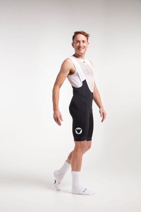 21.09.08_BSC_mens_Essentials_bibs_black_0977-scaled