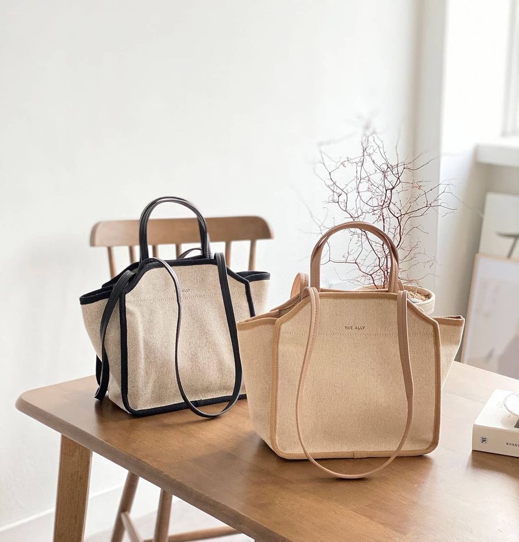 ★THE ALLY☆EILLEEN BAG THE ALLY Dana Bag with Pouch – Belle Korea