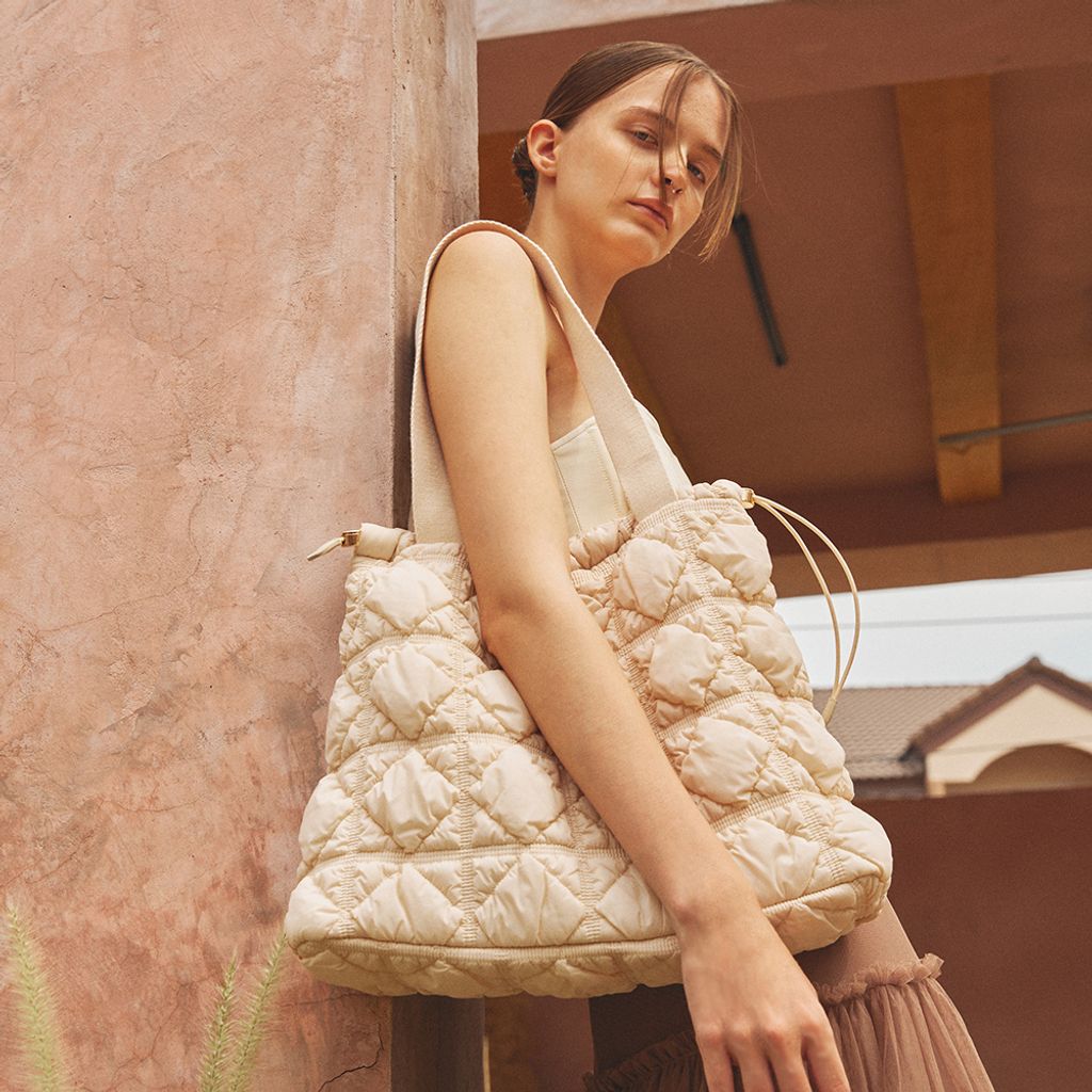 ★送料・関税込★カーリン★CARLYN★WEEKENDER★ CARLYN Weekender – Belle Korea