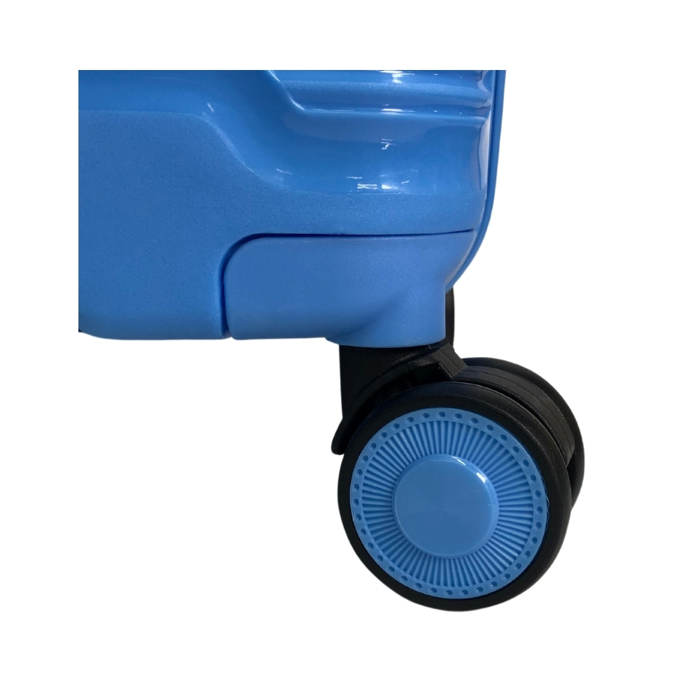 Light blue features (2)