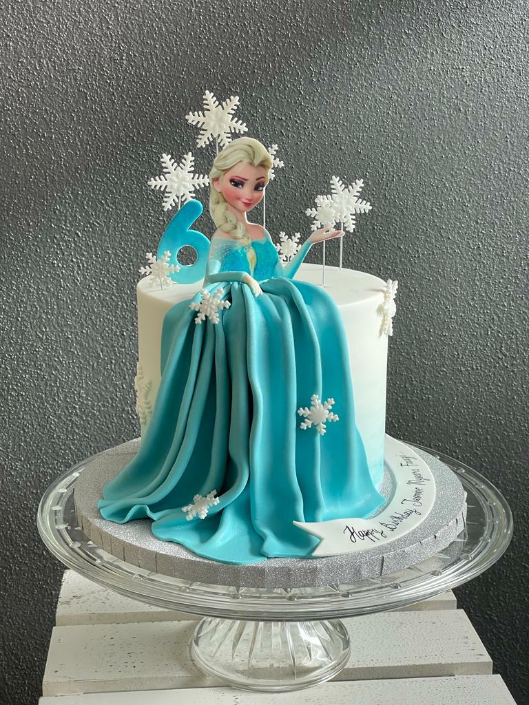 Authentic Elsa Barbie 3D cake doll cake customzied 3D cake girls birthday  centerpiece cake frozen theme cake party dessert table, Food & Drinks,  Homemade Bakes on Carousell