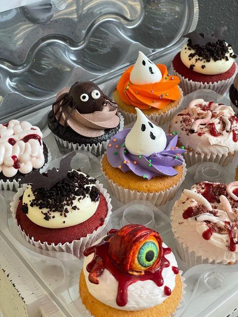 Halloween cupcakes