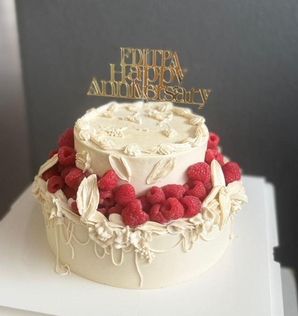 Raspberry Table Cake