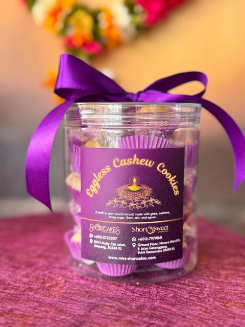 Eggless Cashew 25 pcs