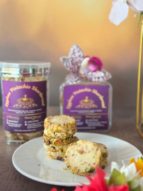 New Eggless Pistachio Rose