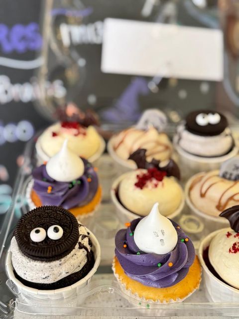 Halloween cupcakes 2025