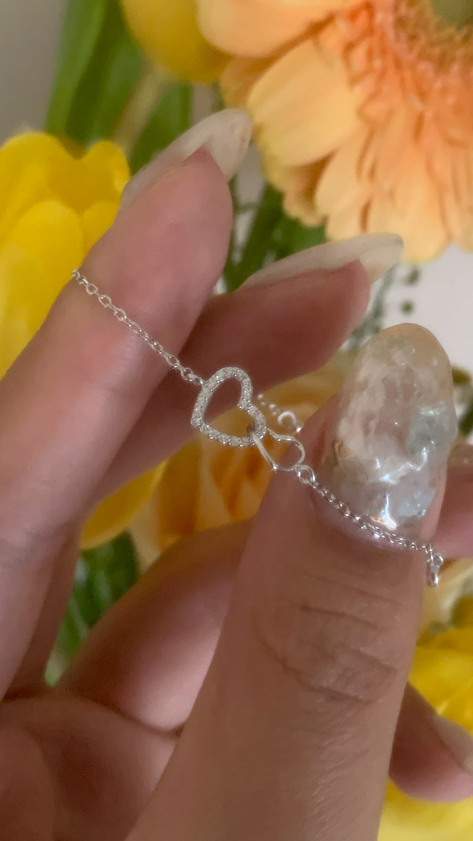 LINE_ALBUM_202639_260309_144