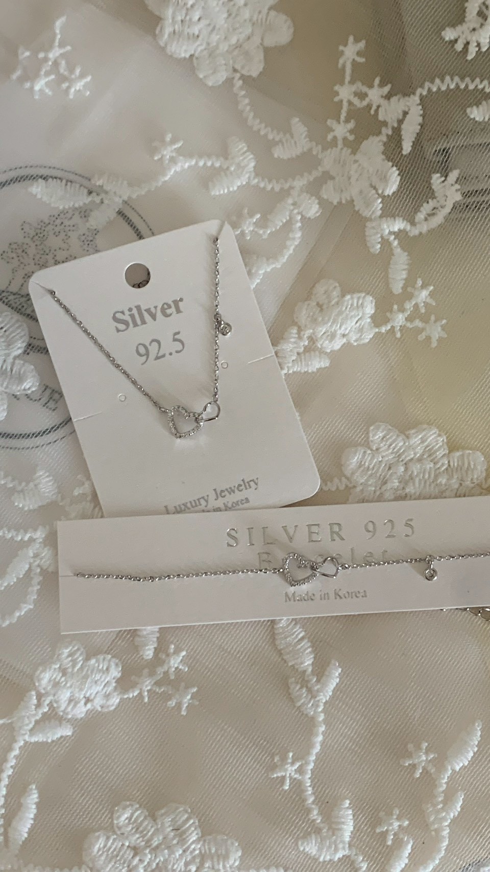 LINE_ALBUM_202639_260309_145