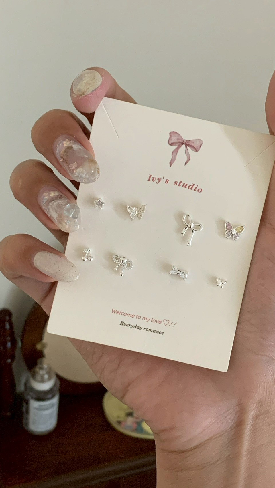 LINE_ALBUM_202639_260309_124