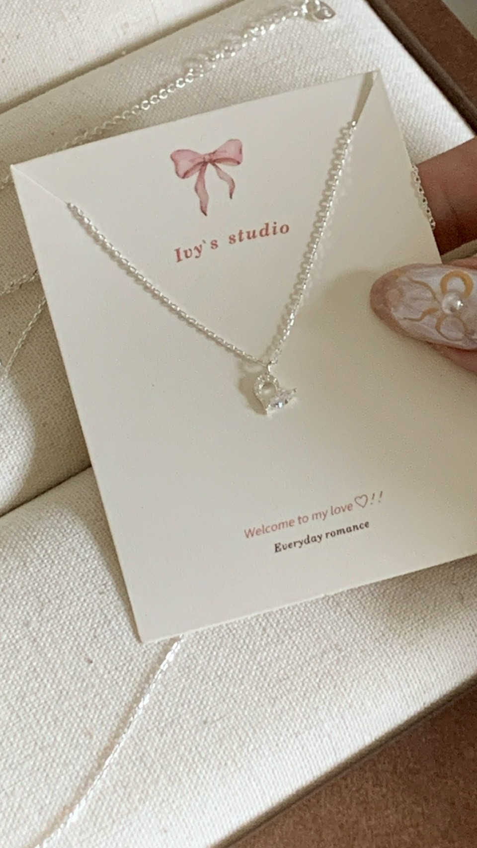 LINE_ALBUM_202648_260412_142