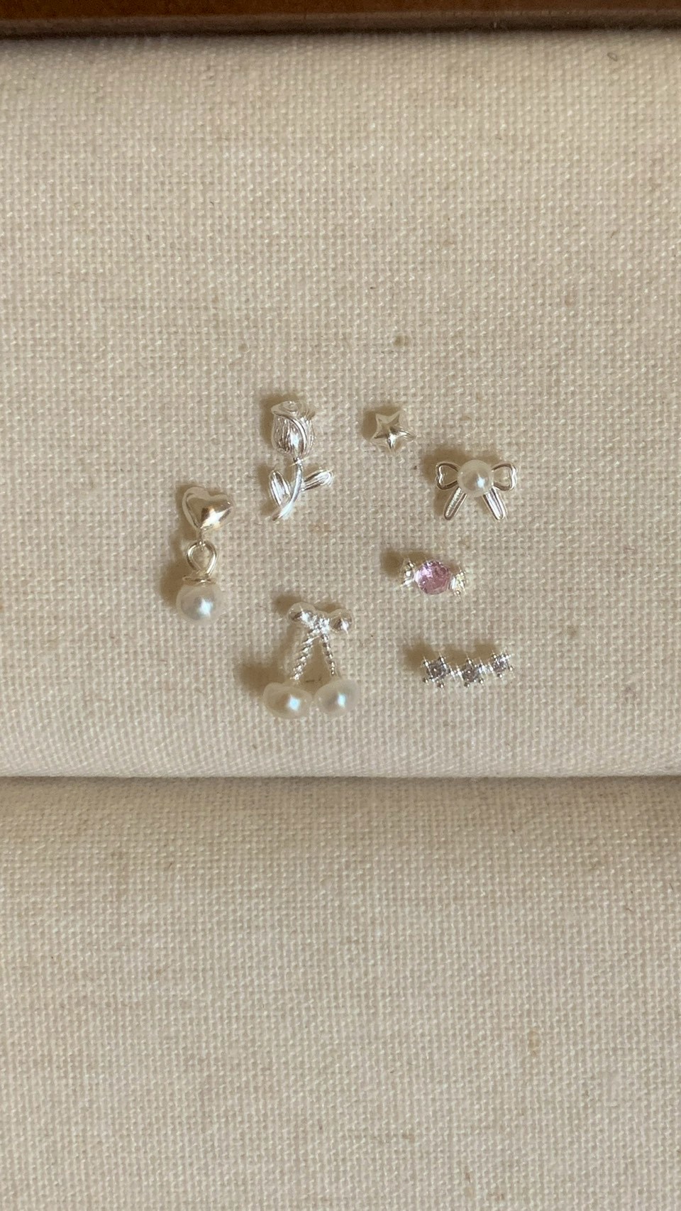 LINE_ALBUM_202648_260412_262