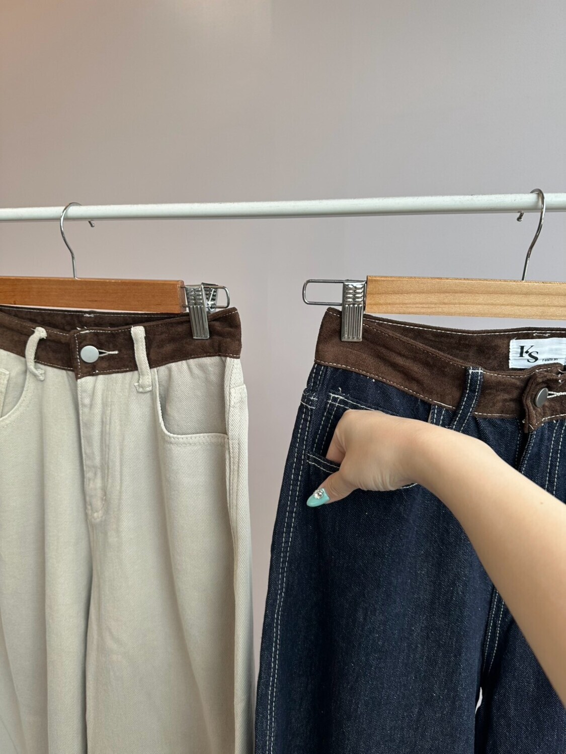LINE_ALBUM_褲頭撞色牛仔褲_261021_4