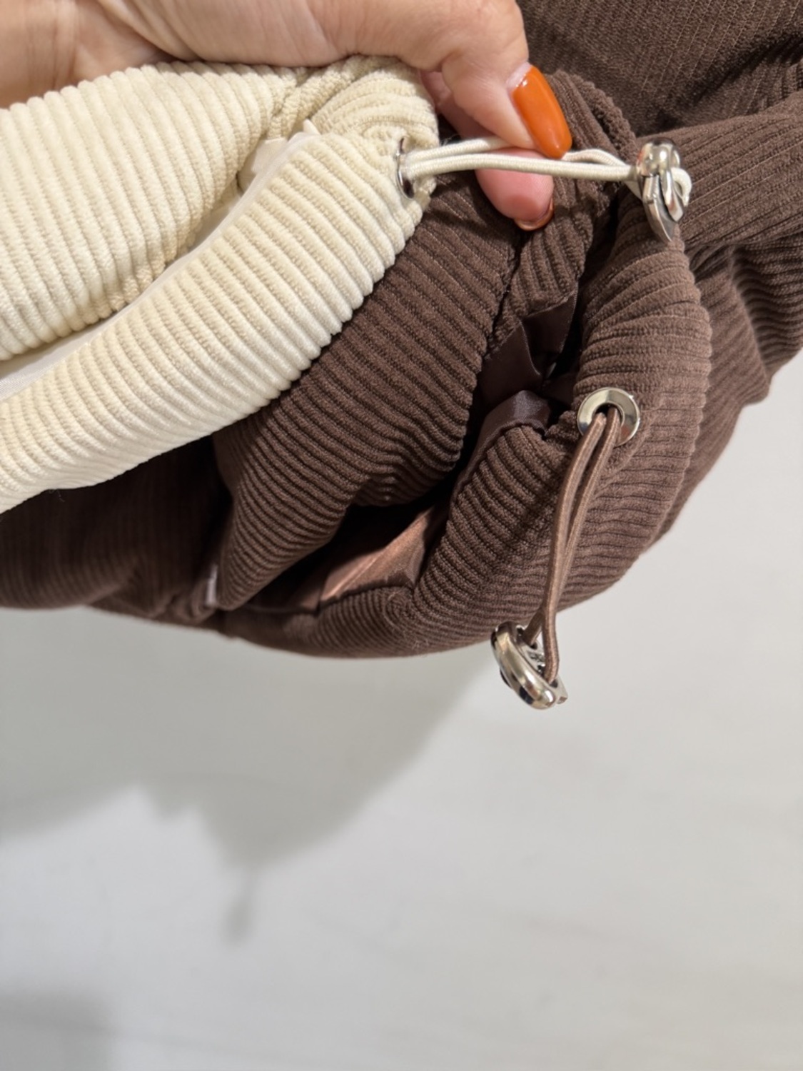 C919709F-A6C5-46CE-A6A9-746EBBC35F80_1_105_c