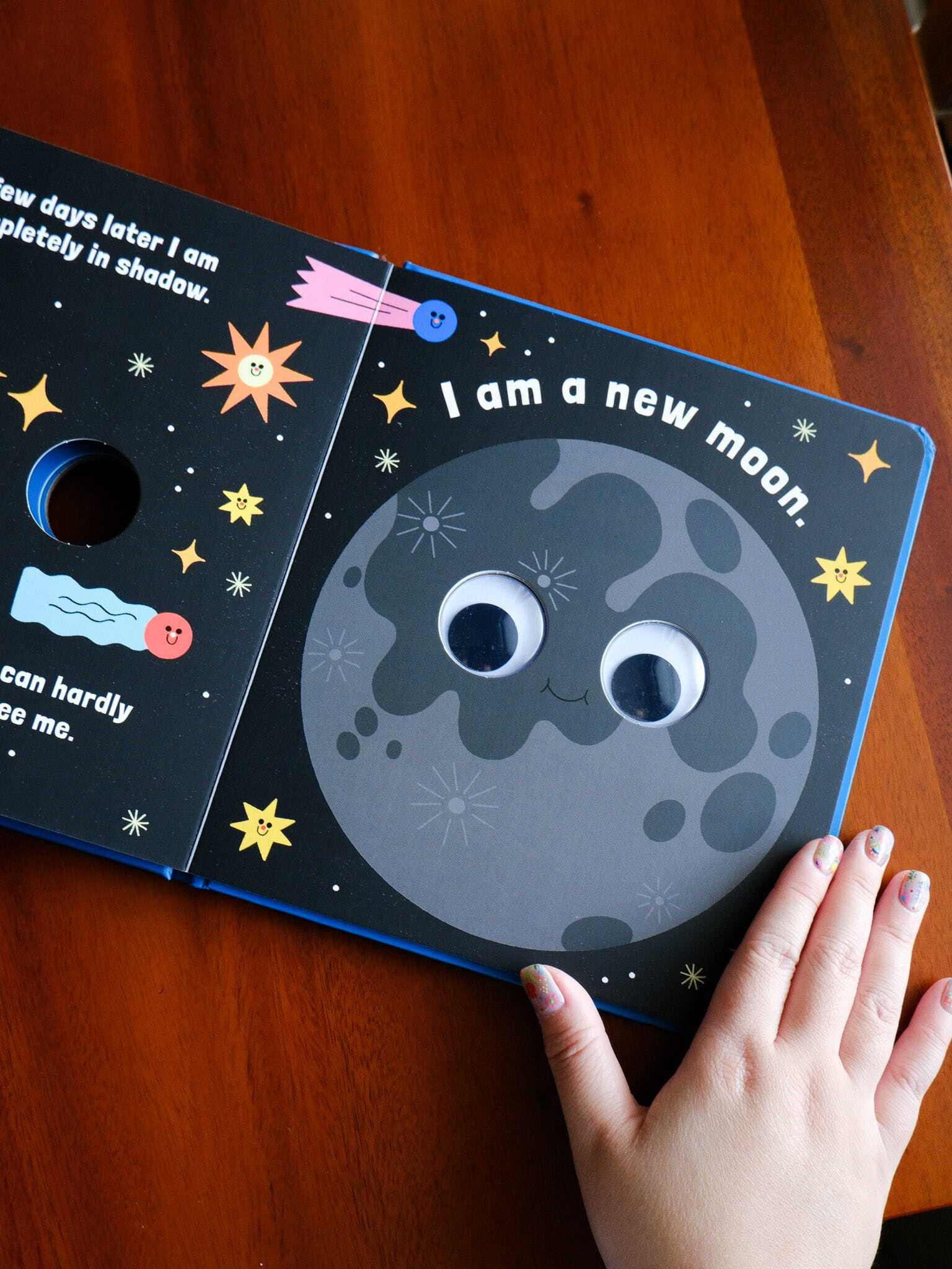 Googly Eyes - I Am the Moon 5