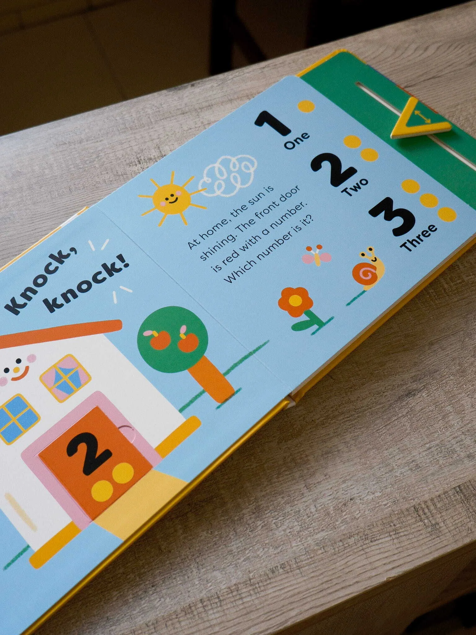 Home - A playbook with flaps and a decider slider® 2