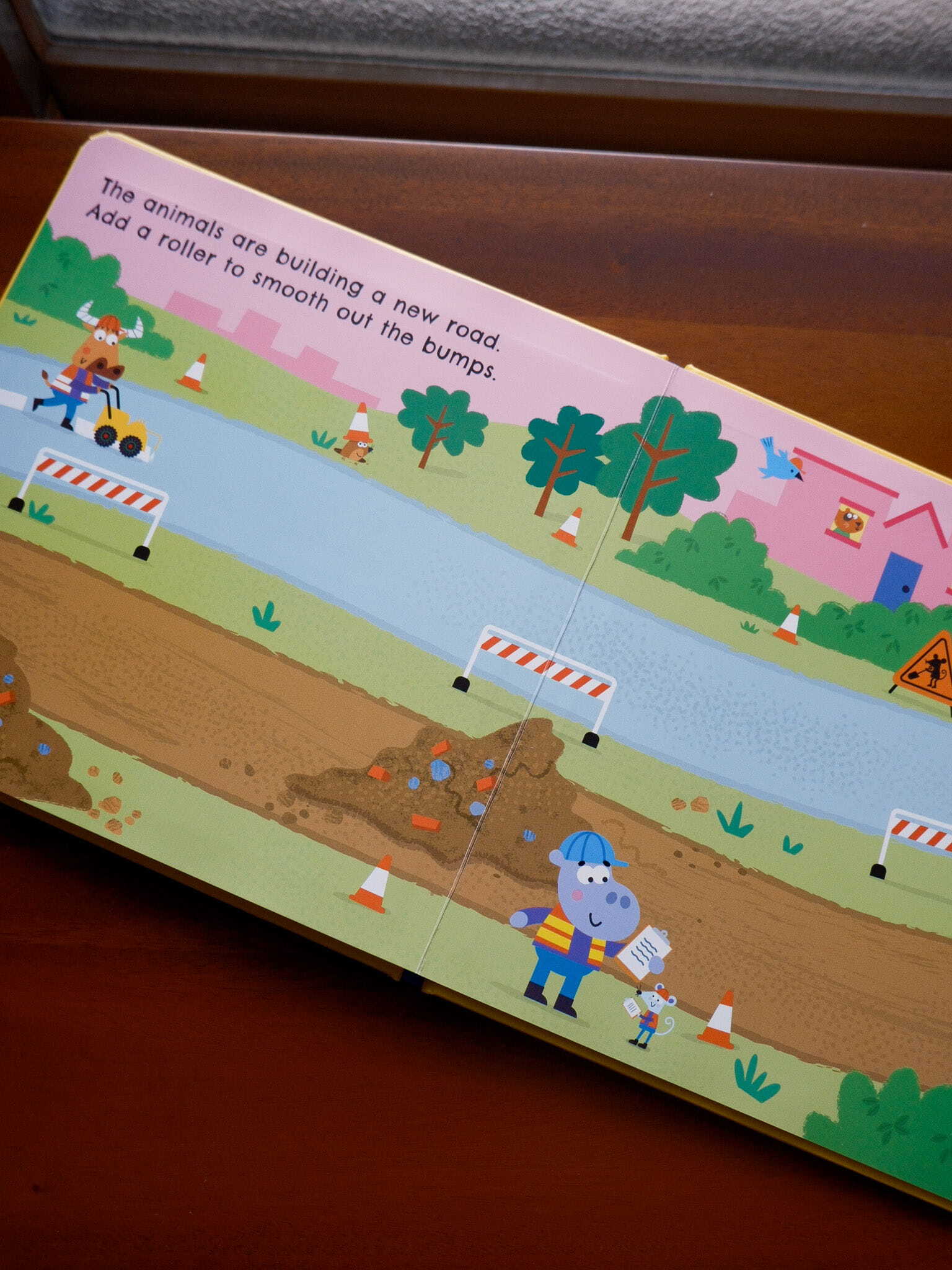 Trucks and Diggers Magnet Book 6