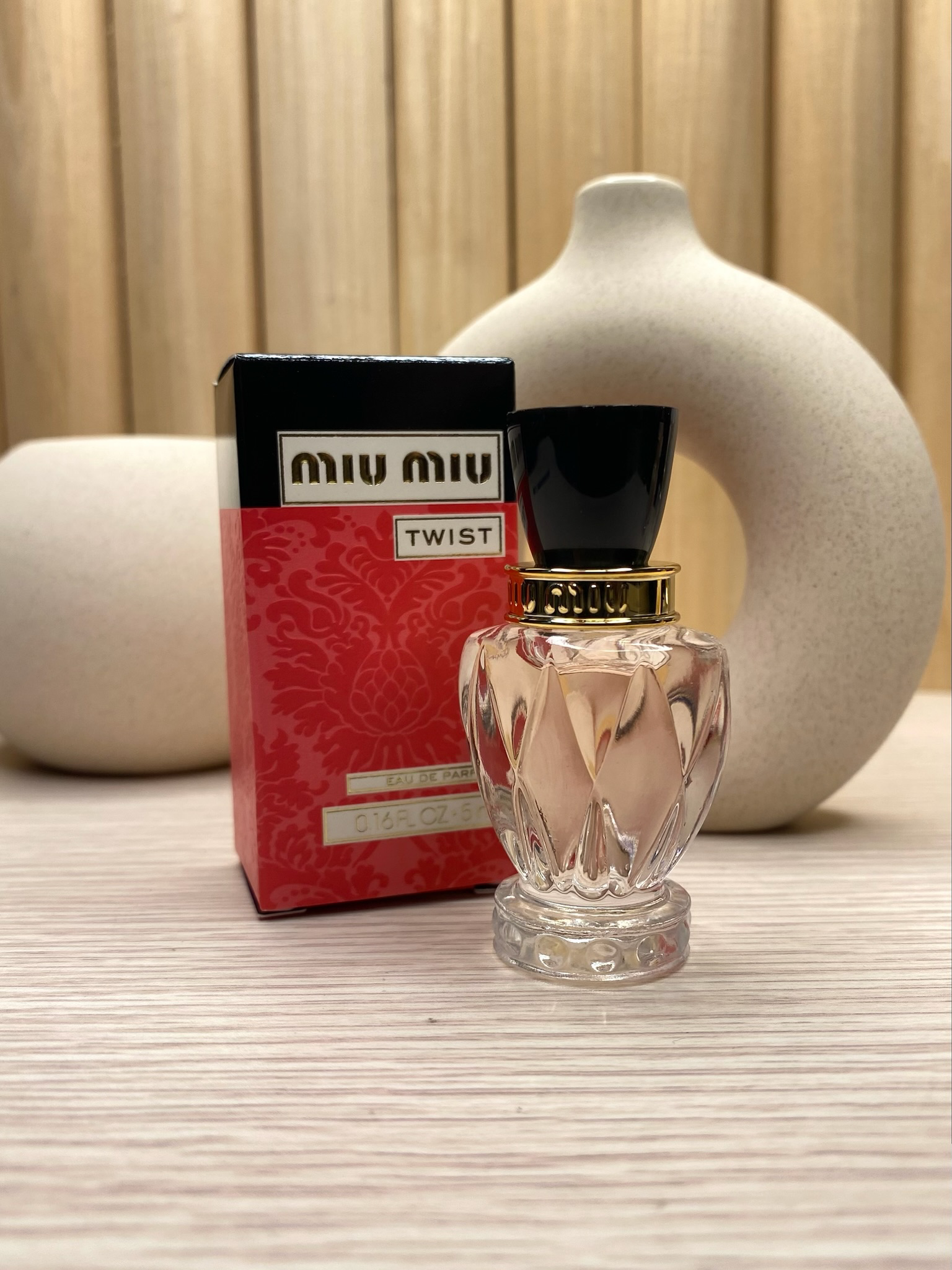 MIUMIU TWIST 香水 100ml 这是什么神仙香水！太太太好闻了！MIU MIU
