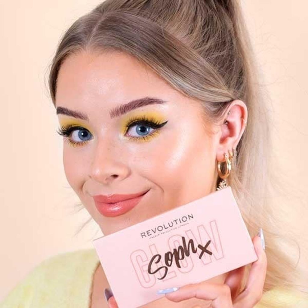 Revolution-X-Soph-Highlighter-Face-Duo-Sugar-Frosting-806544-2