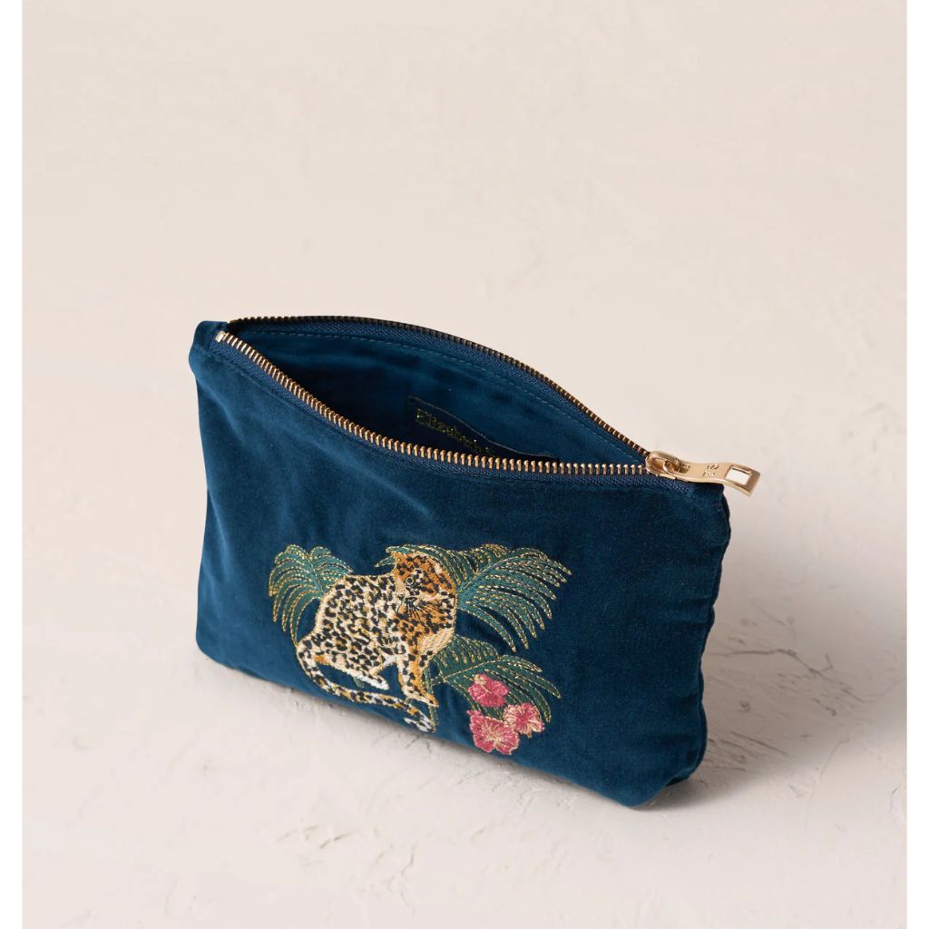 tw-11134207-7ra0n-mdpvzflaewv787