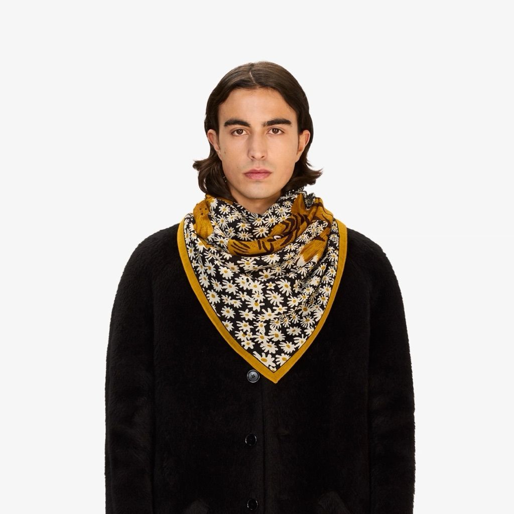 tw-11134207-81zto-mi361y2m953c7a