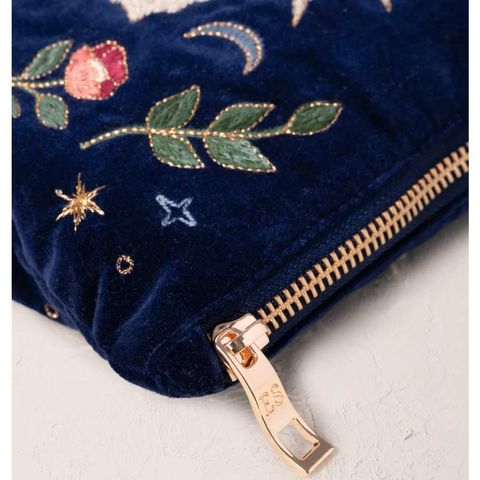 tw-11134207-81ztk-mi5eahyjowzk34