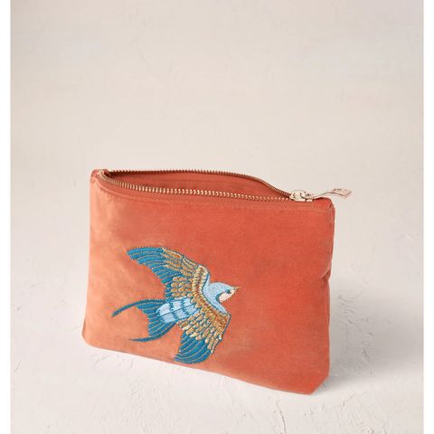 tw-11134207-81zth-mi5fe8n2jocg4e