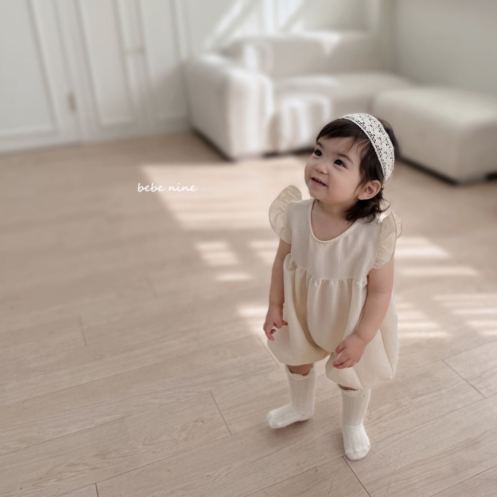 2_엔젤프릴리본슈트_모델사진4