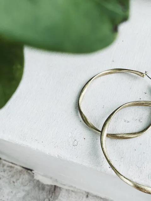 F92BF598-5108-4E6B-A43E-41D9E094BE91