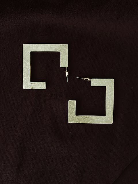 DA616820-8C73-48AB-AE86-7637CC24FCAA