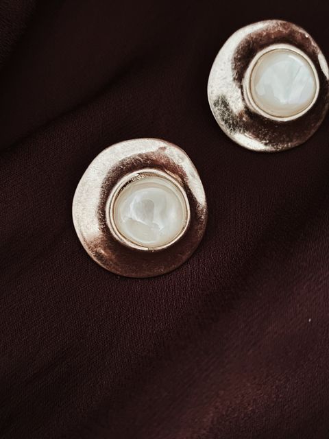 60CCD381-487E-42E2-B901-CE89DFC43117