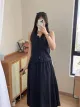 深蓝色