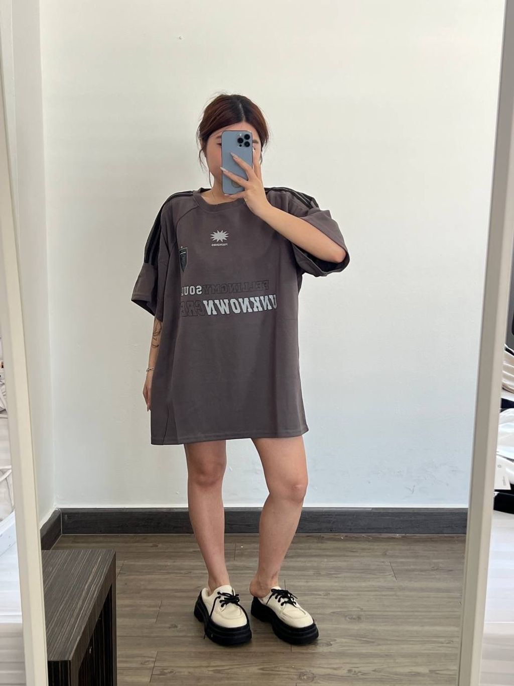 image_ADC9E2FC-381B-49D3-B9E6-F8C373102E81_1766932595