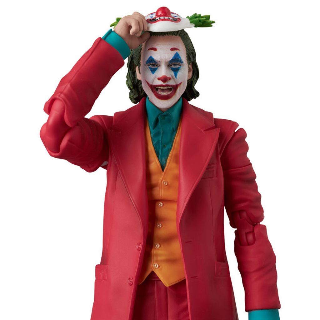 MAFEX309_Joker_TheJoker 011