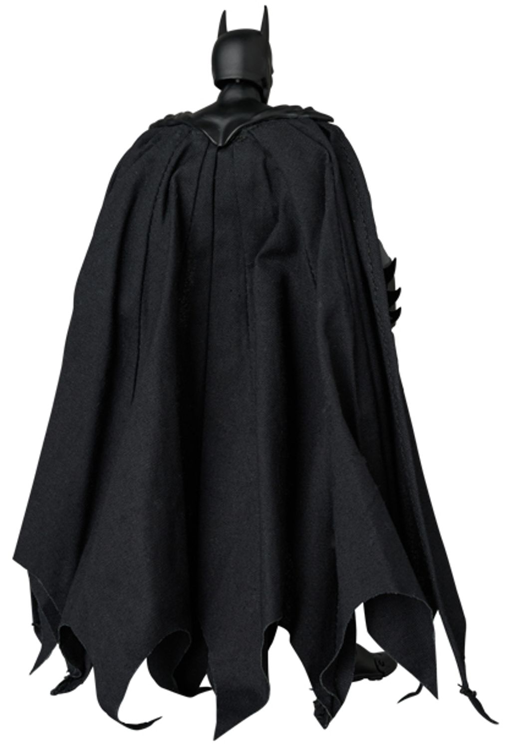 MAFEX270_KnightCrusaderBatman_Black_KnightFall 004