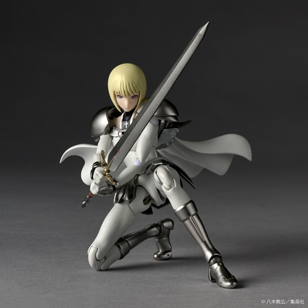 REVO_Clare_Claymore 001