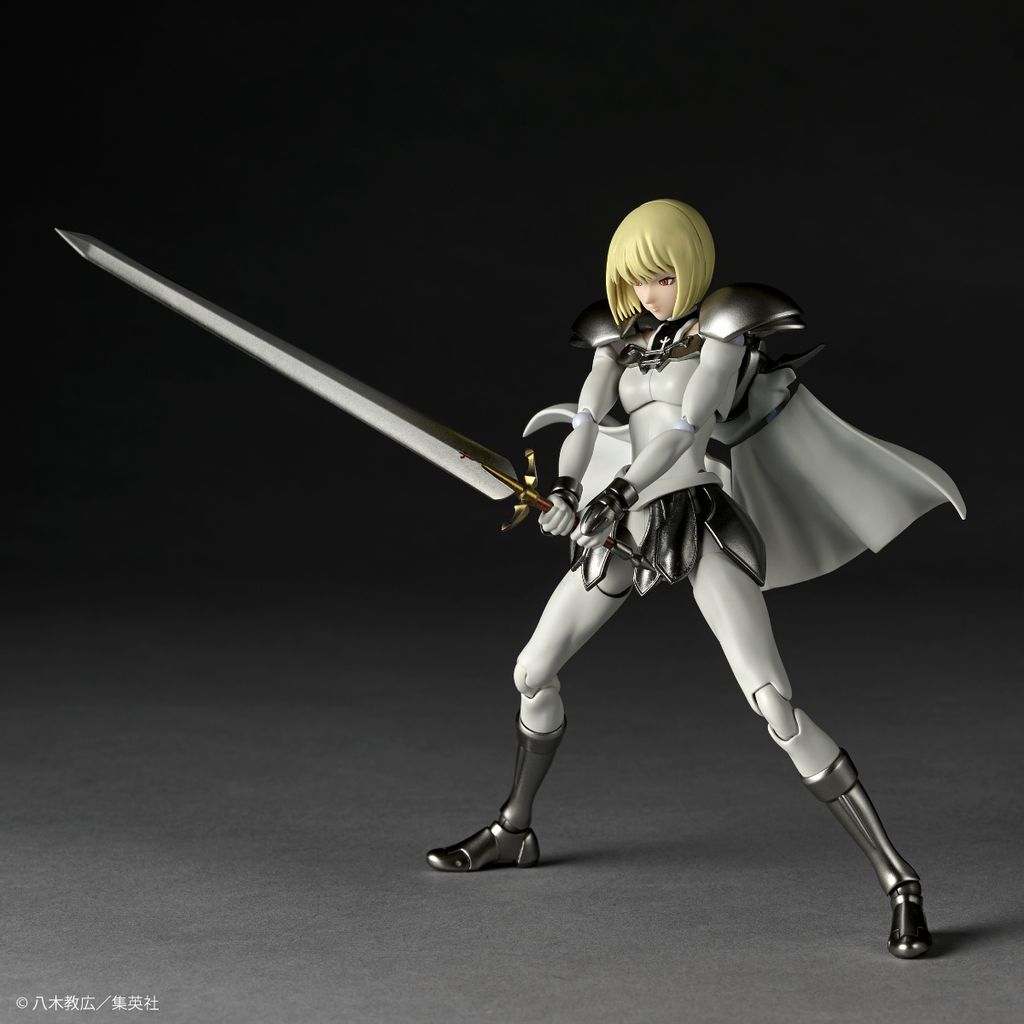 REVO_Clare_Claymore 006