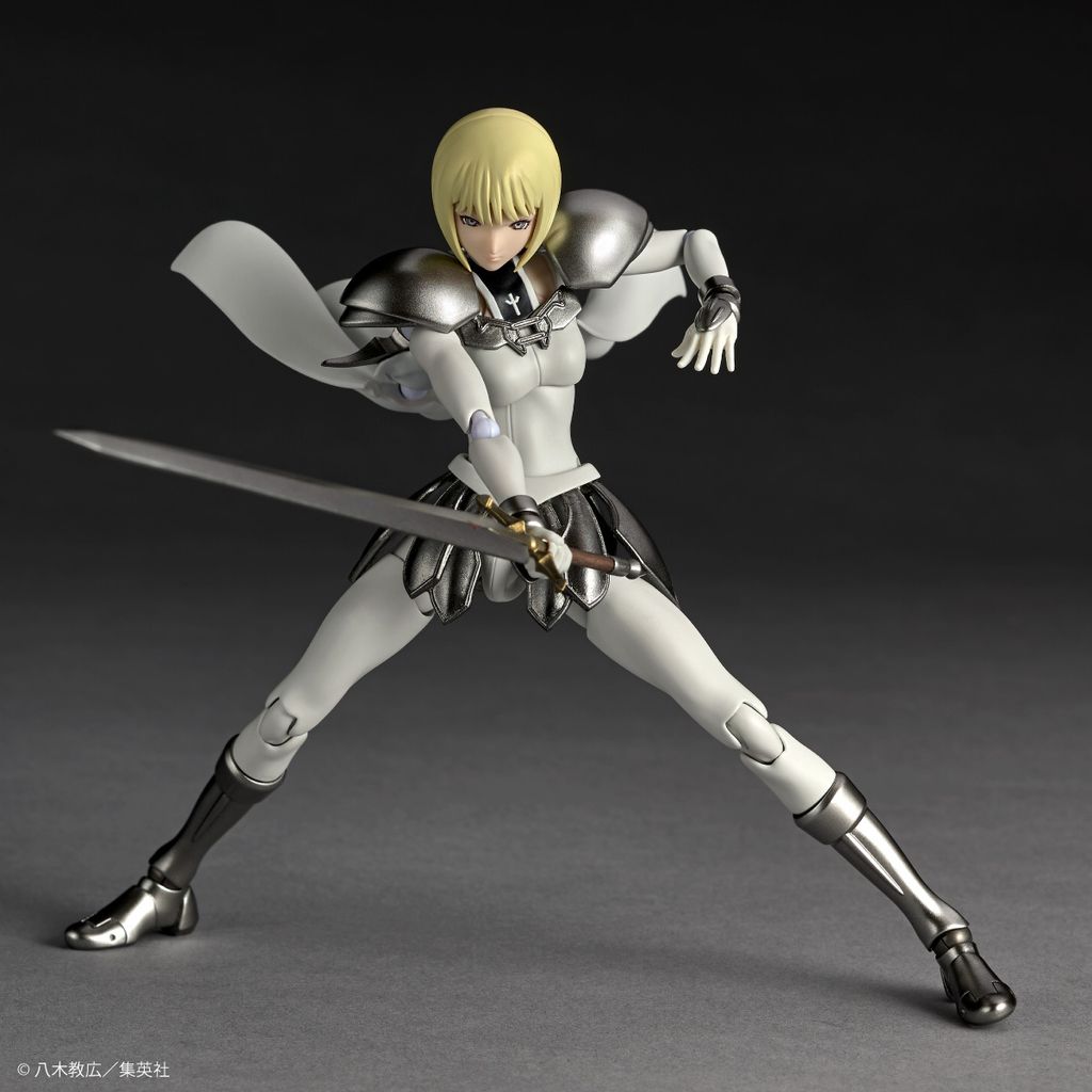 REVO_Clare_Claymore 009