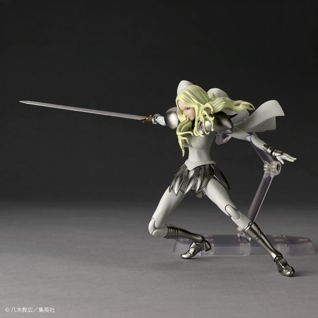 REVO_Teresa_Claymore 010