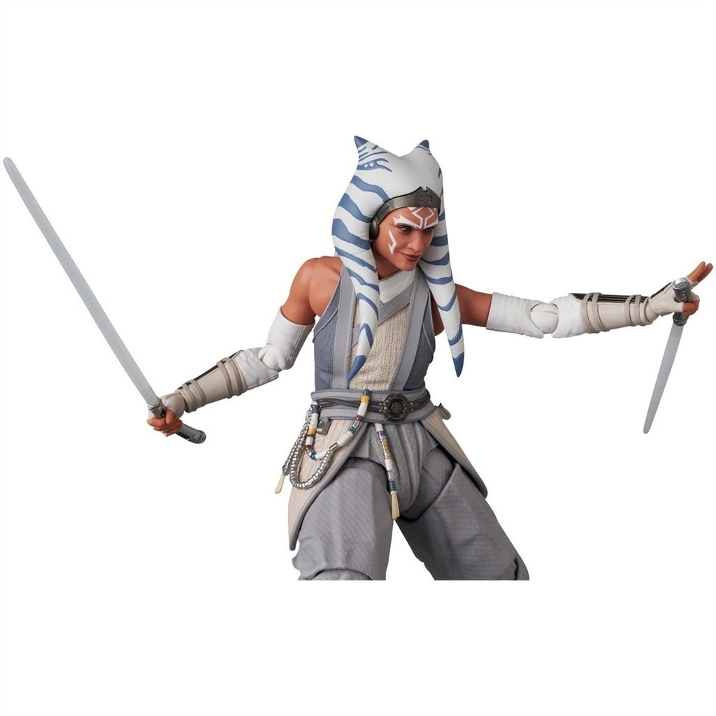 MAFEX315_AhsokaTano_WhiteCostume_SW 010