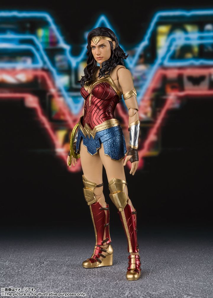 SHF_WonderWoman_1984_DCEU 001.jpg