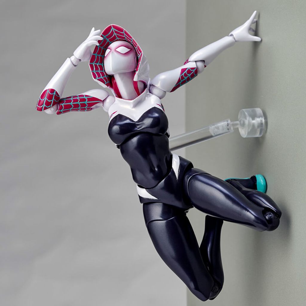 AY004 SpiderGwen 014.jpg