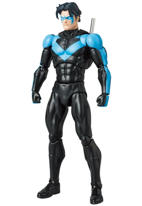 MAFEX175_NightWing_BatmanHush 002.jpg