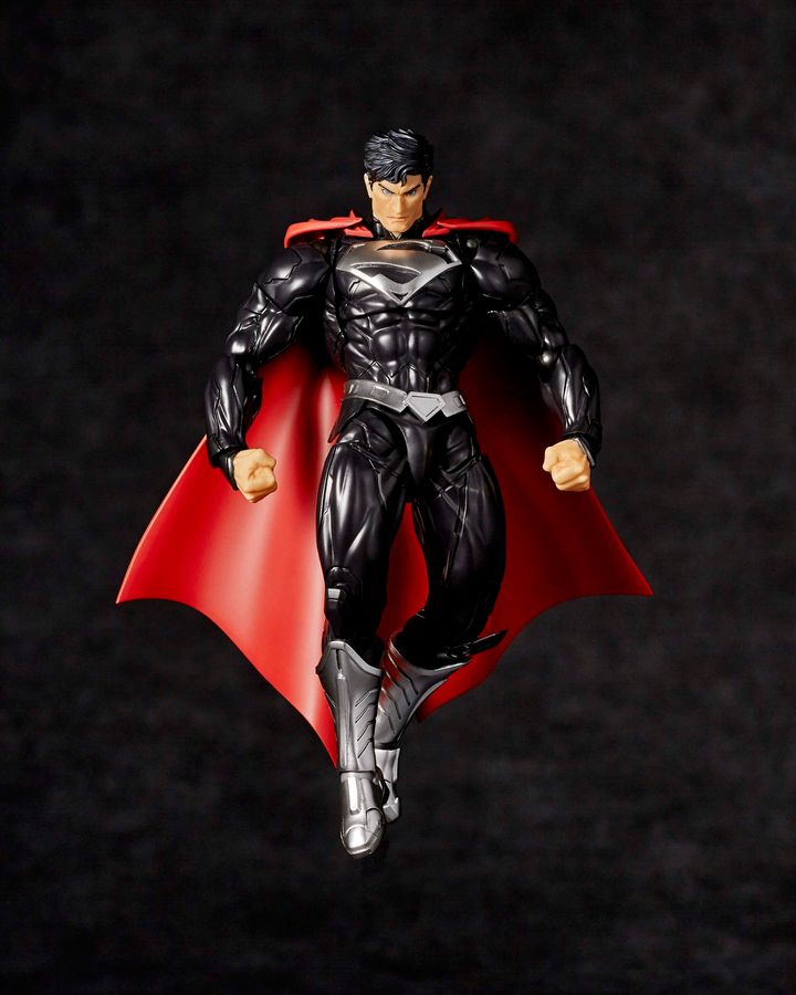AY027EX_Superman_Black_DC 001.jpg