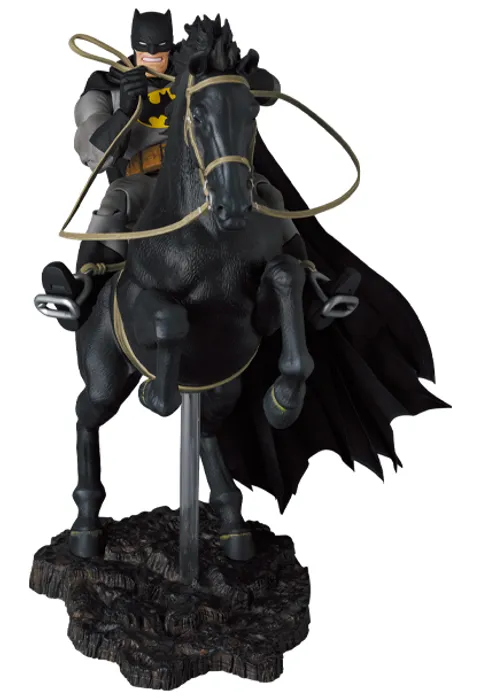 MAFEX205_Batman&Horse_TDKR 001